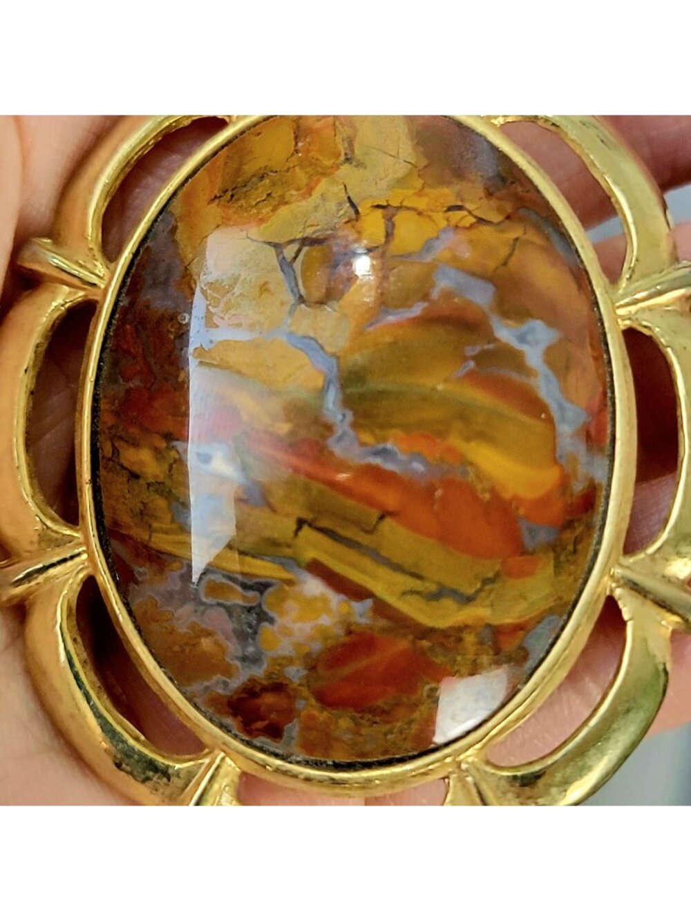 Red Jasper Pendant Necklace Gold Tone Chain Women Jewelry Stone Cabochon Vintage